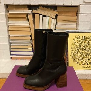 Brand New Never Worn Feners Boots